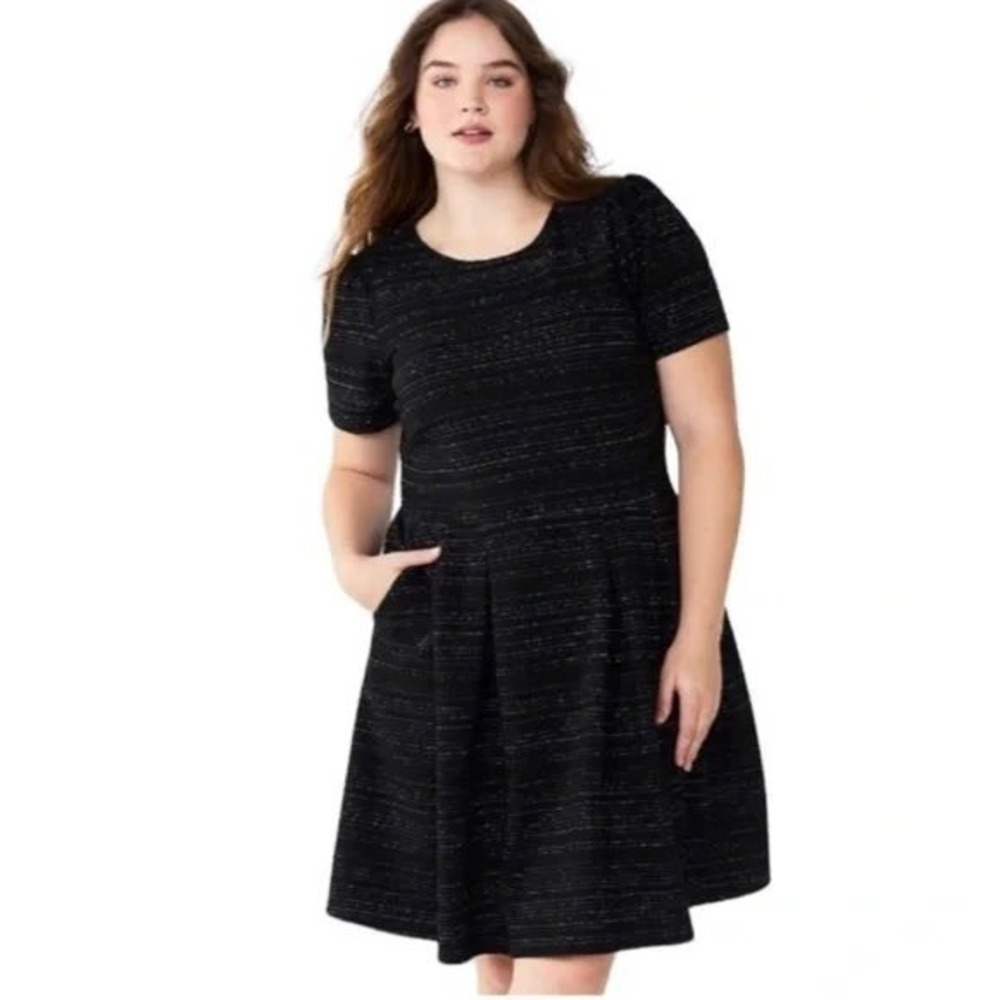 Draper James RSVP Black Fit & Flare Dress L Metallic Short Sleeve Stretch